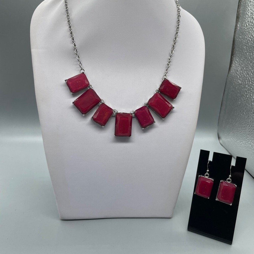 Magenta Statement Bib Necklace and Matching Rectangle‎ Drop Earrings Jewelry Set